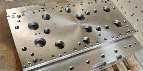 ejector pins injection molding